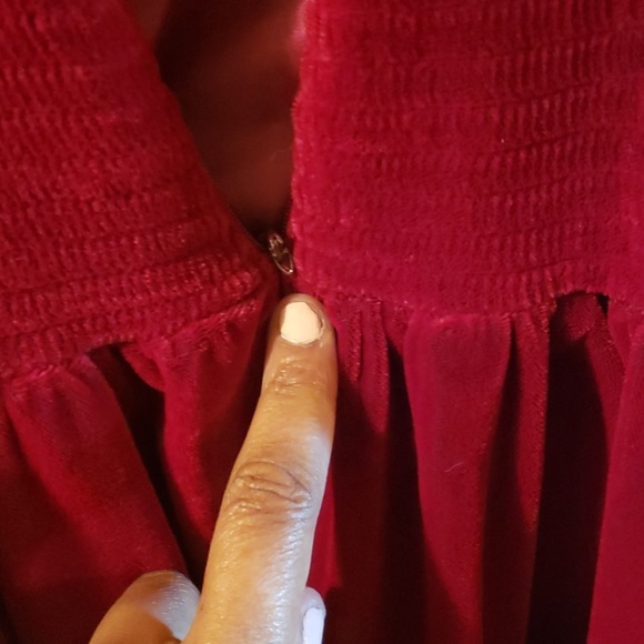 Velvet dream dress - Picture 5 of 8